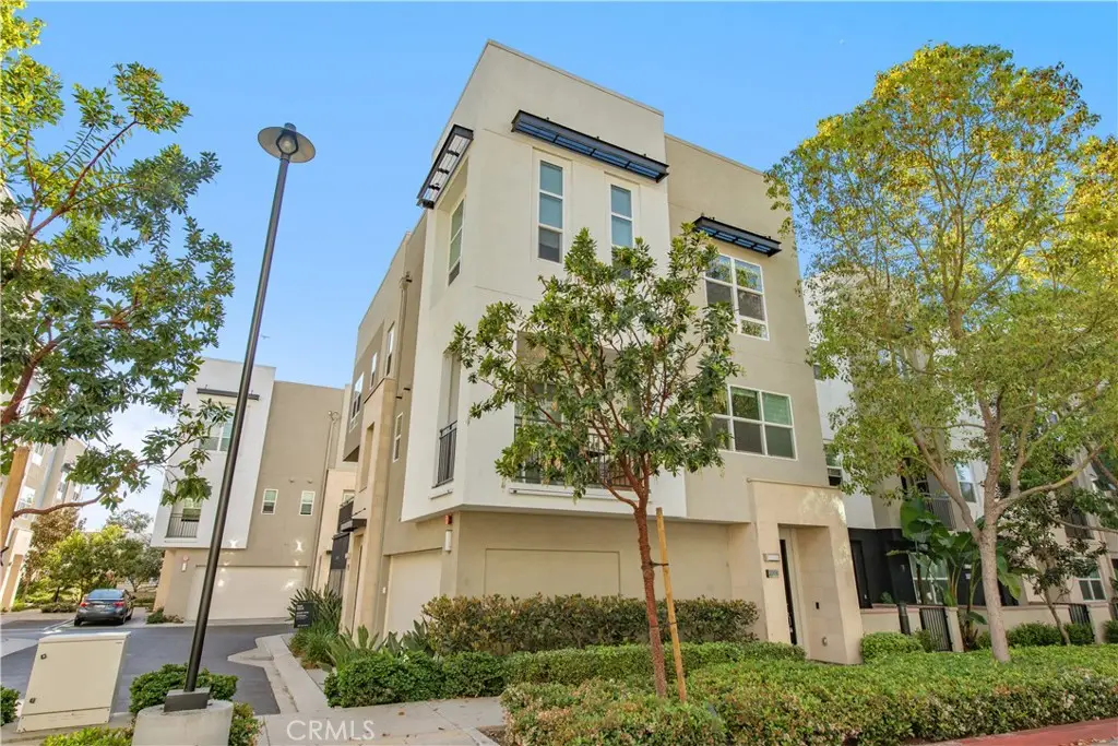 2208 Synergy, Irvine, CA 92614 - #1