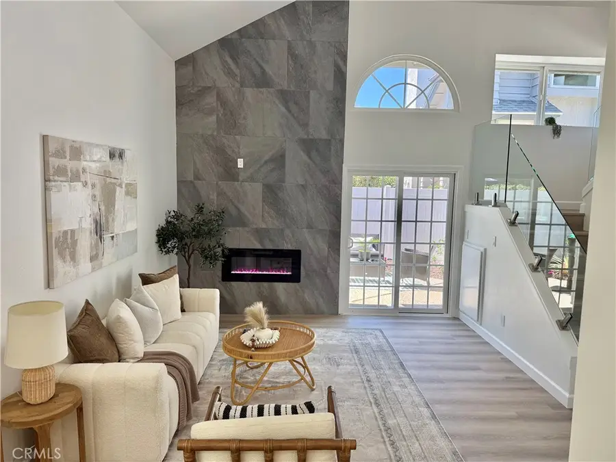 2687 Orange #b, Costa Mesa, CA 92627 - #3