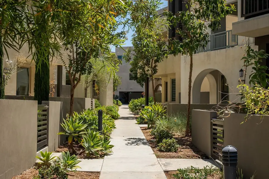 128 Catalyst, Irvine, CA 92618 - #2