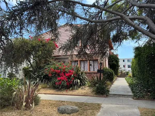 1118 15th St., Santa Monica, CA 90403