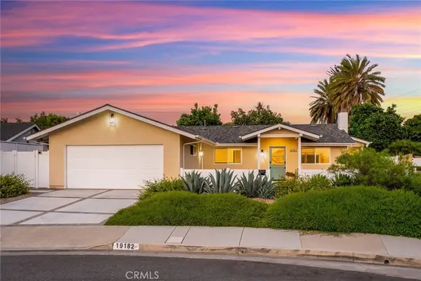 19182 Lindsay Lane, Huntington Beach, CA 92646