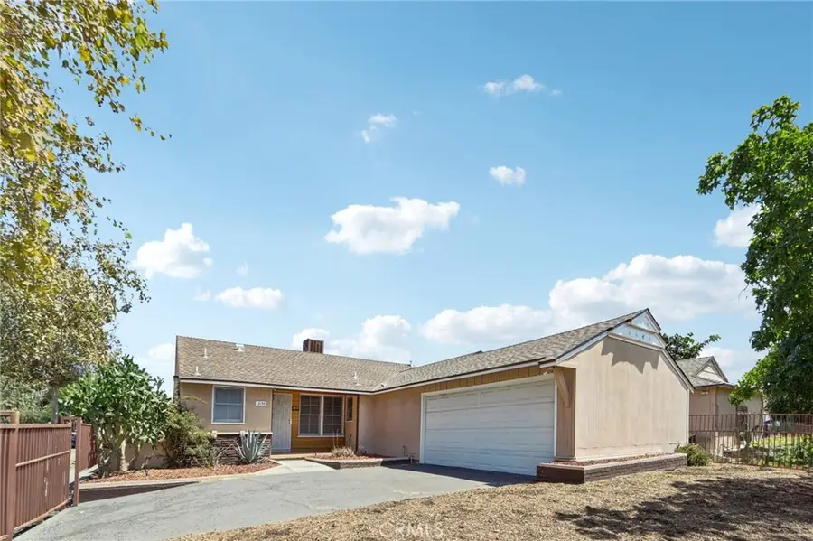 13155 Gault, North Hollywood, CA 91605 - #2