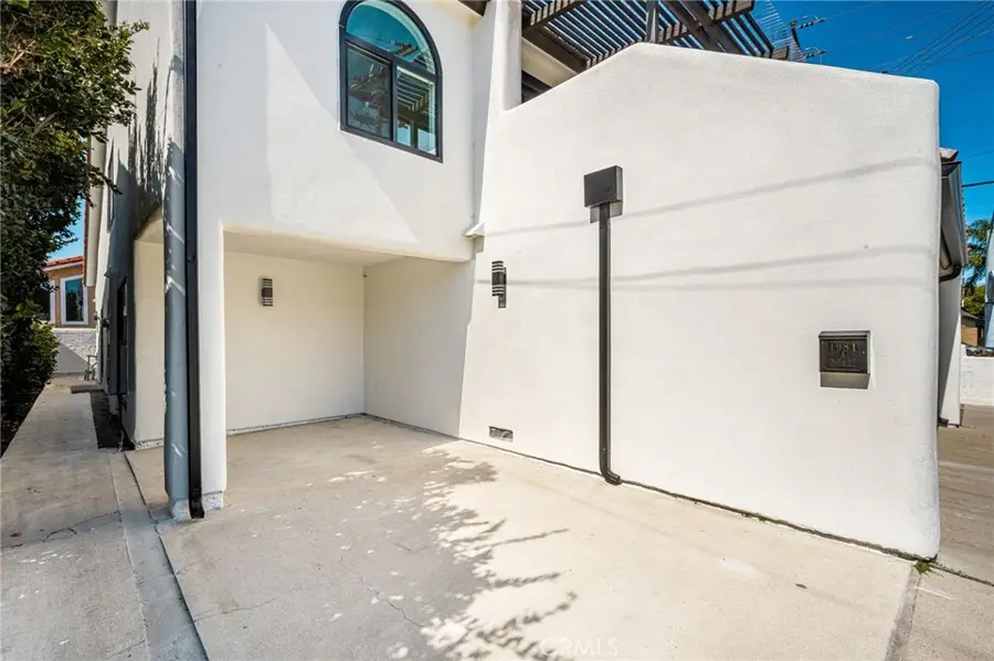 4981 Pearce, Huntington Beach, CA 92649 - #3