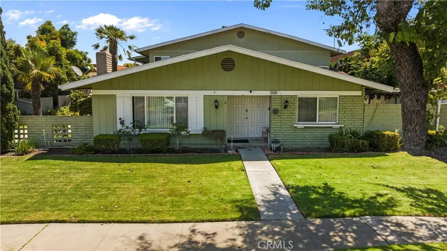 3102 Ginger Avenue, Costa Mesa, CA 92626 - #2