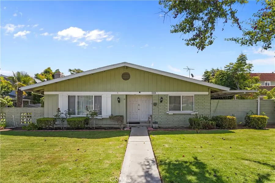 3102 Ginger Avenue, Costa Mesa, CA 92626 - #3