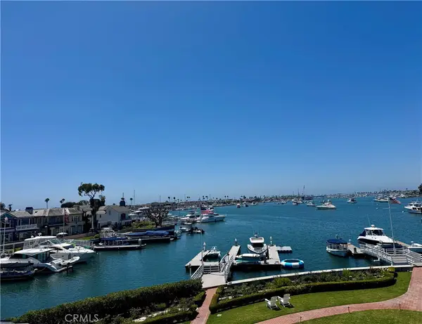 21 Bay Island, Newport Beach, CA 92661