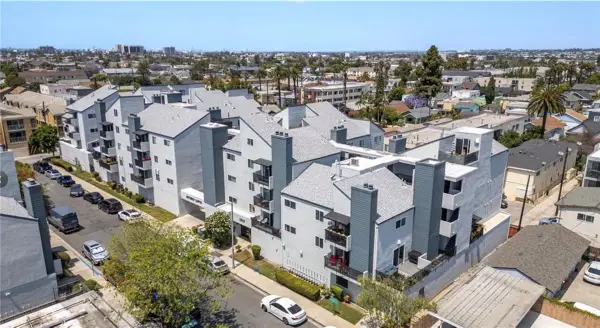 1919 E Beverly Way, Long Beach, CA 90802