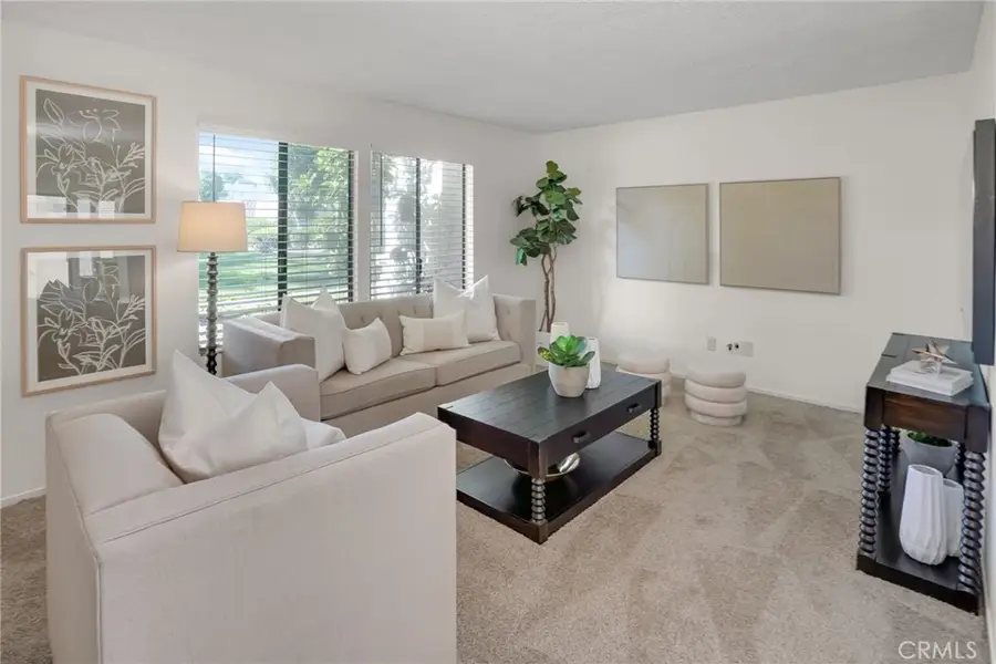 2155 W Banbury Circle, Anaheim, CA 92804 - #3