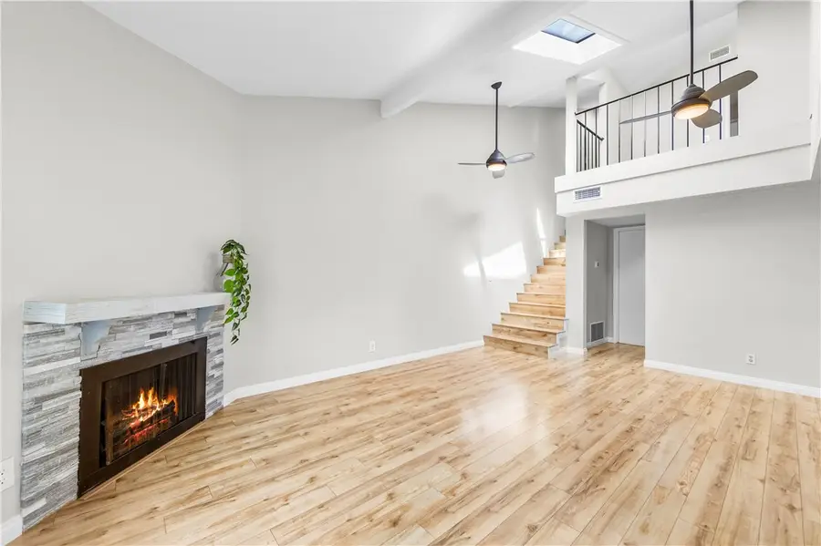 345 University #F6, Costa Mesa, CA 92627 - #2