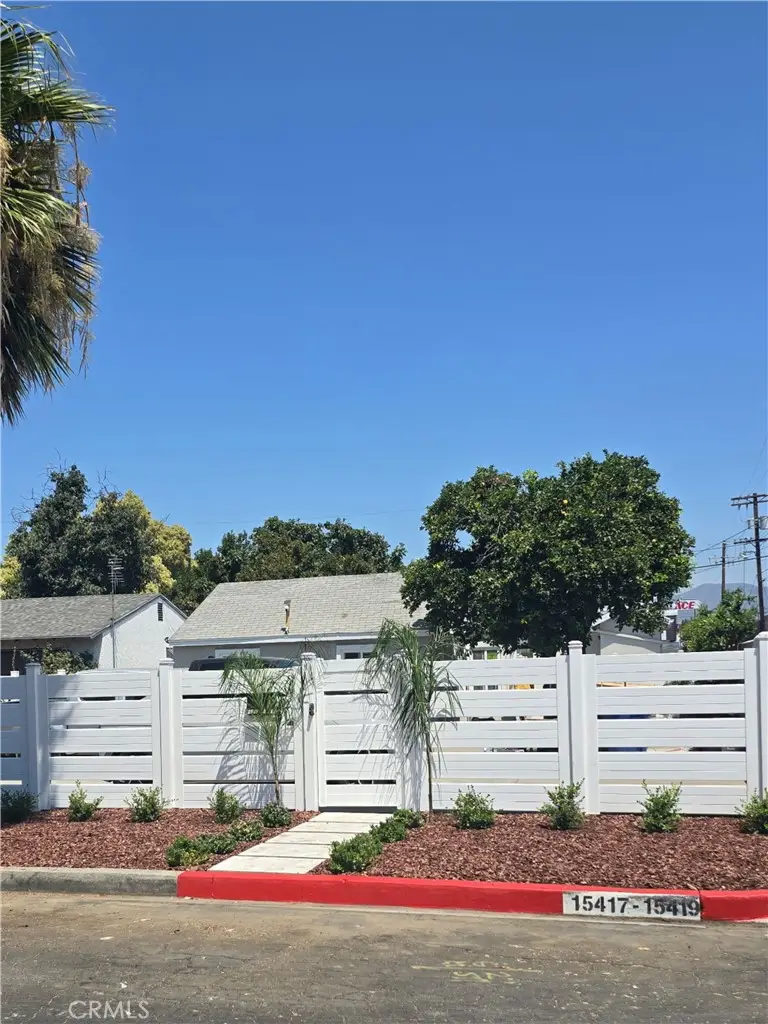 15417 15419 Tuba Street, Mission Hills, CA 91345 - #1