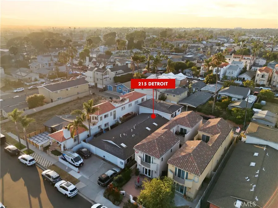 215 Detroit Avenue, Huntington Beach, CA 92648 - #3