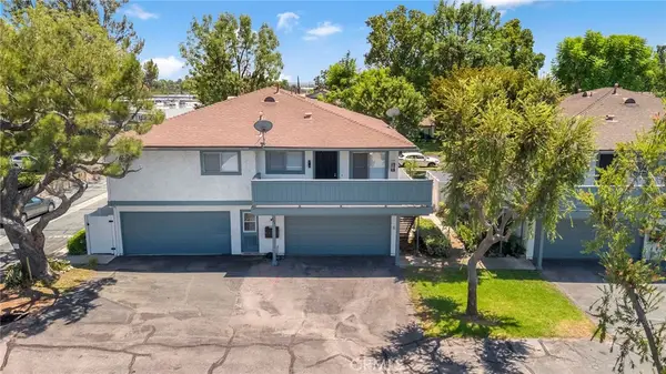 865 W 13th St #4, Azusa, CA 91702