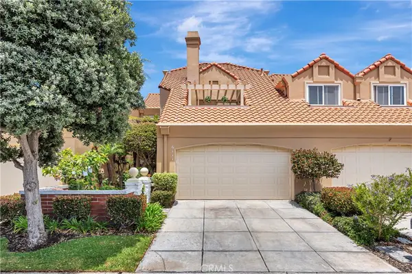 6111 Greenbrier Drive, Huntington Beach, CA 92648