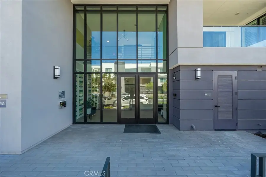 16235 Dawn Way #204, Tustin, CA 92782 - #2