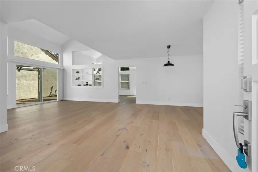 27 Almeria, Irvine, CA 92614 - #3