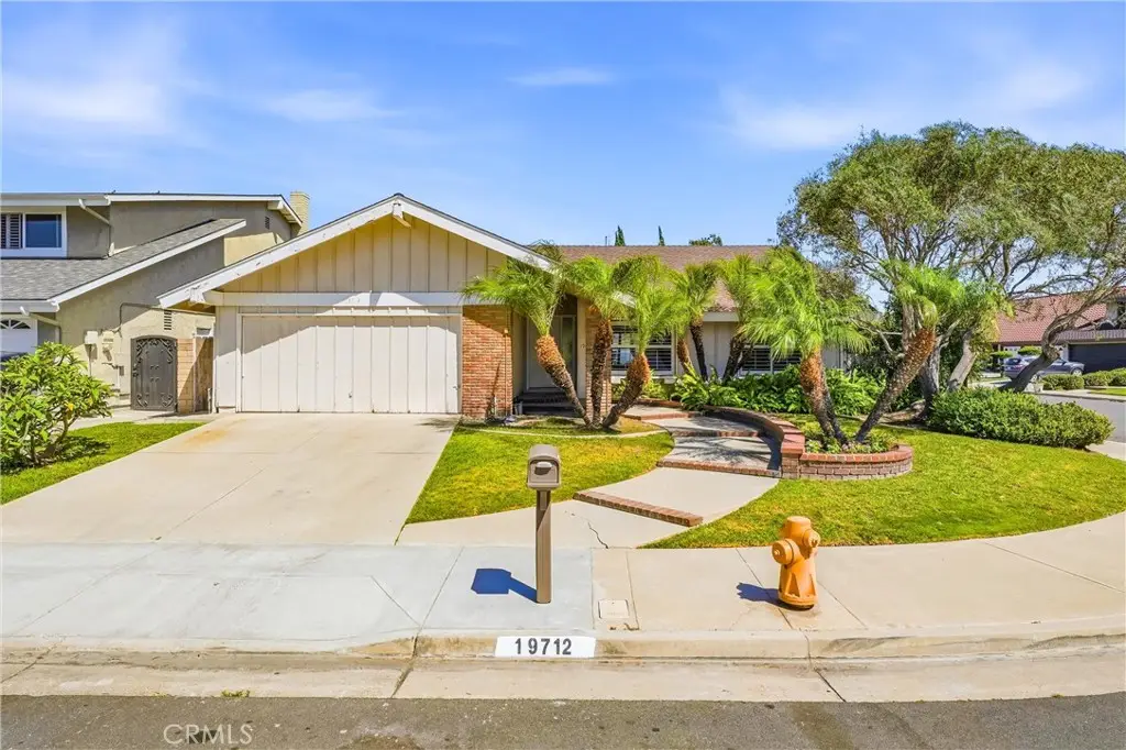 19712 Sacramento, Huntington Beach, CA 92646 - #1