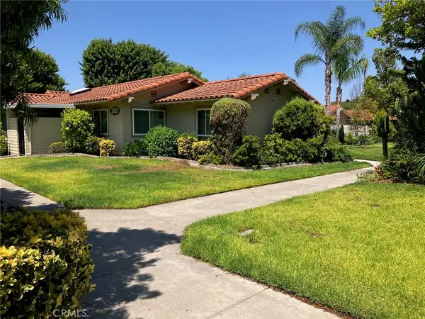 2021 Via Mariposa #C, Laguna Woods, CA 92637