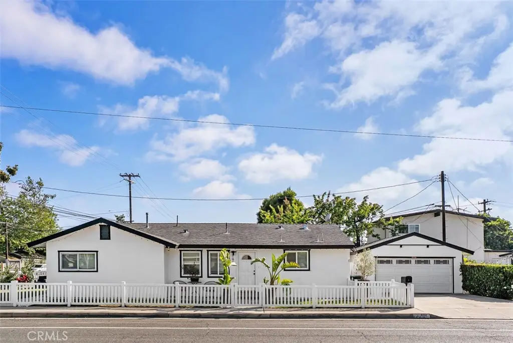 195 Broadway, Costa Mesa, CA 92627 - #1