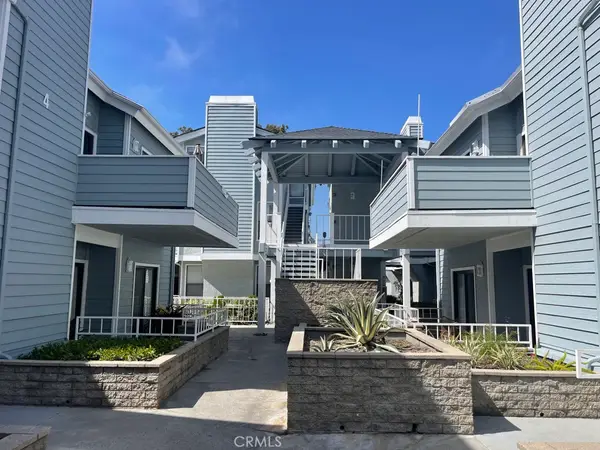 16960 Algonquin Street #I-204, Huntington Beach, CA 92649