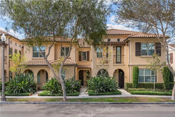 96 Rose Arch #26, Irvine, CA 92620