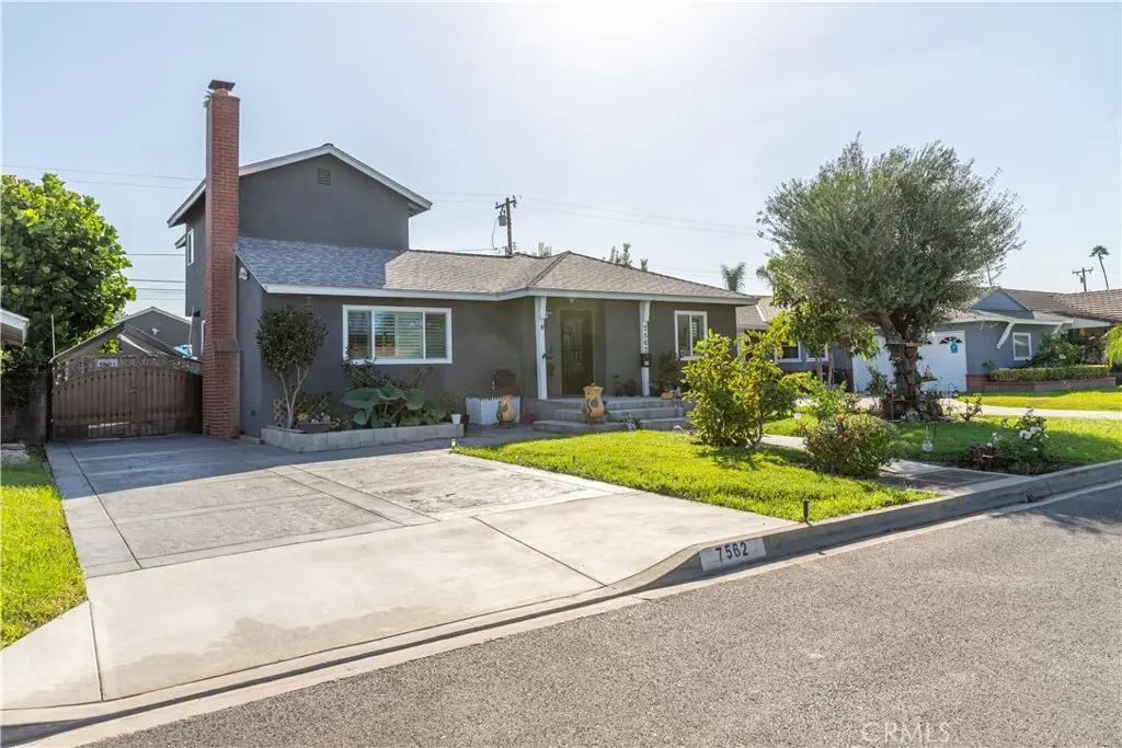 7562 Calmcrest Drive, Downey, CA 90240 - #1