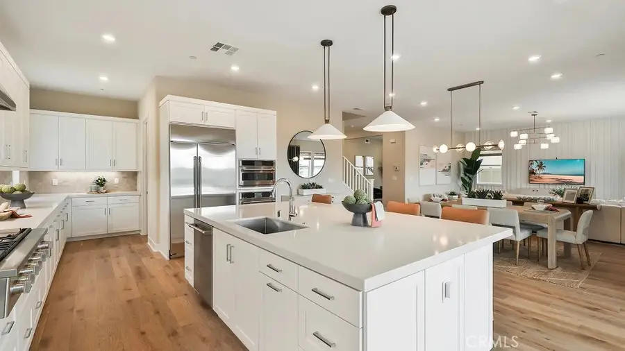29798 Camino La Cumbre, Valencia, CA 91354 - #3