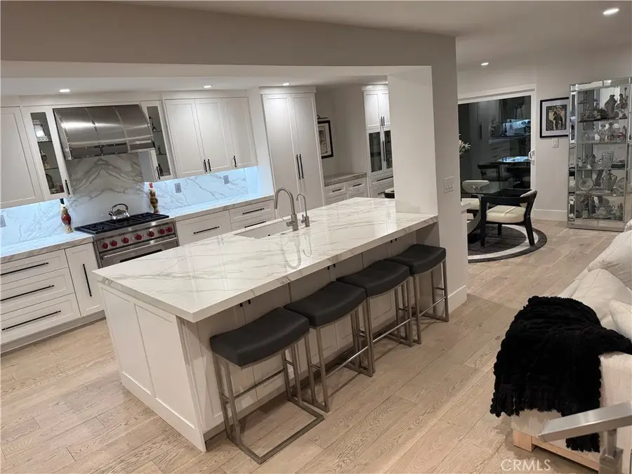 526 Vista Grande, Newport Beach, CA 92660 - #2
