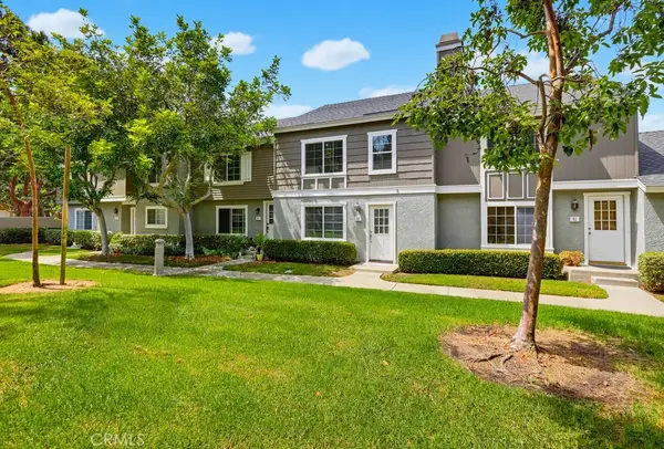 59 Thicket #41, Irvine, CA 92614