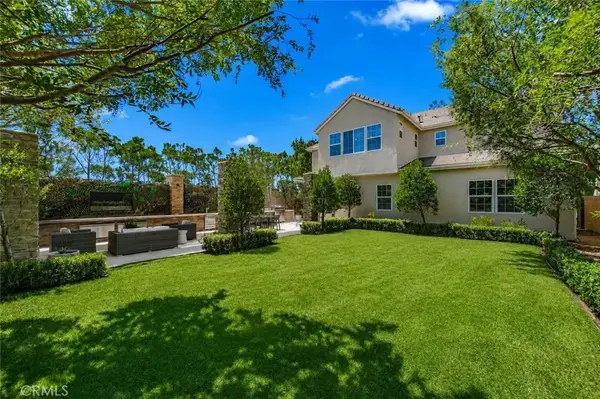 136 Drama, Irvine, CA 92618