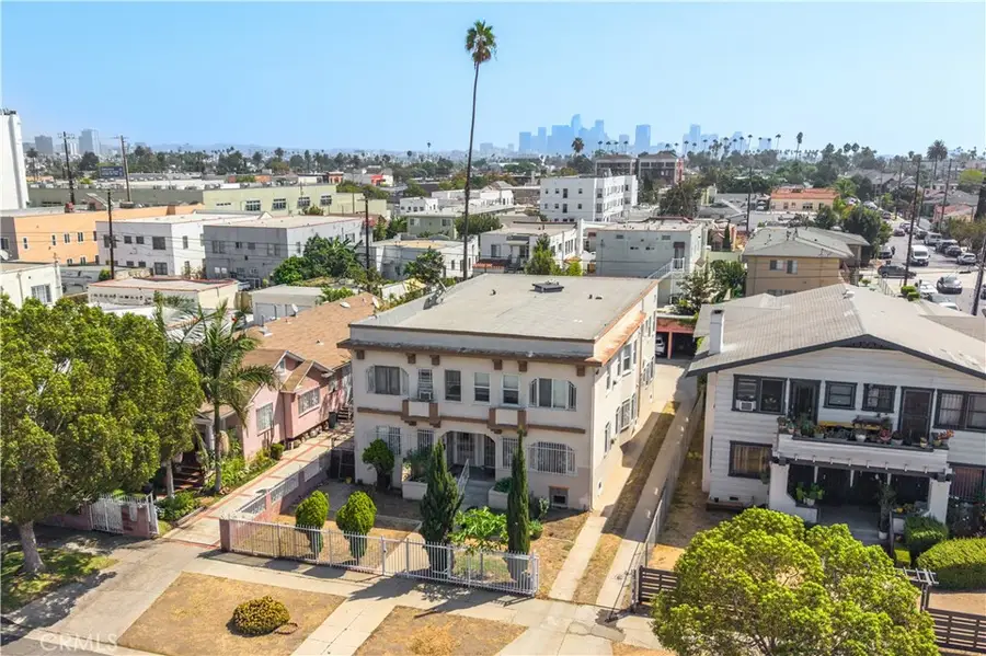 2022 4th Avenue, Los Angeles, CA 90018 - #2