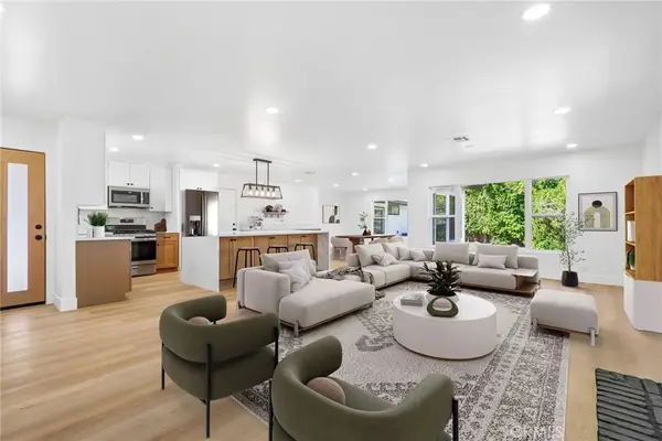 10007 Debra Ave, Granada Hills, CA 91343