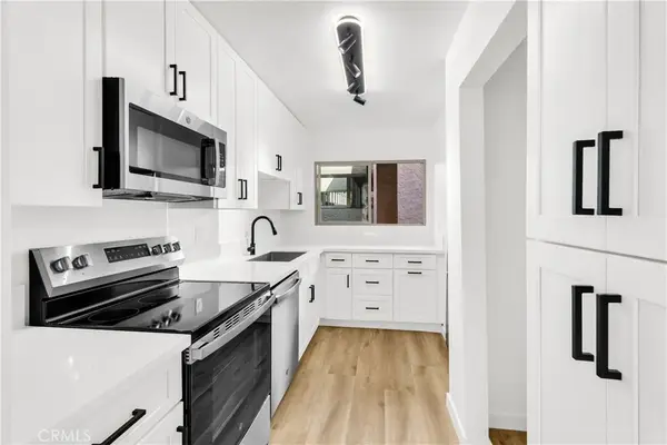 2514 Clairemont #107, San Diego, CA 92117