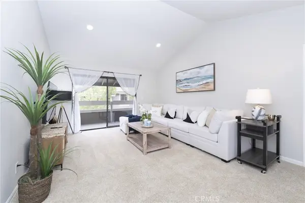 306 Streamwood, Irvine, CA 92620