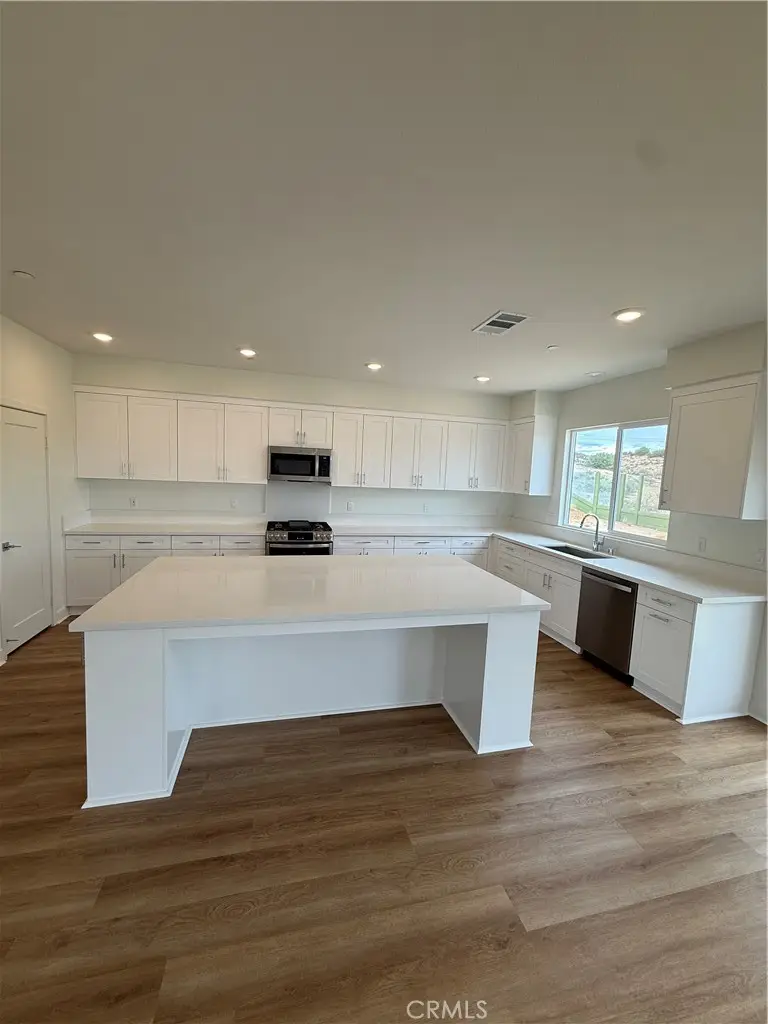 6446 Marblebrook, Hesperia, CA 92345 - #2
