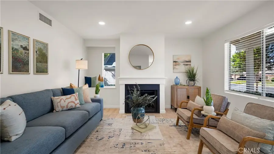 13 Hollowglen, Irvine, CA 92604 - #3
