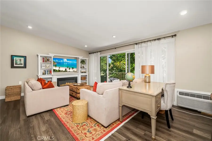 1 Via Castilla #Q, Laguna Woods, CA 92637 - #3