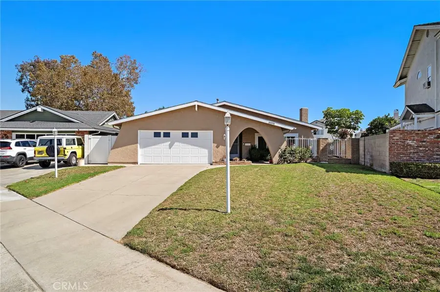 18898 Persimmon Circle, Fountain Valley, CA 92708 - #2