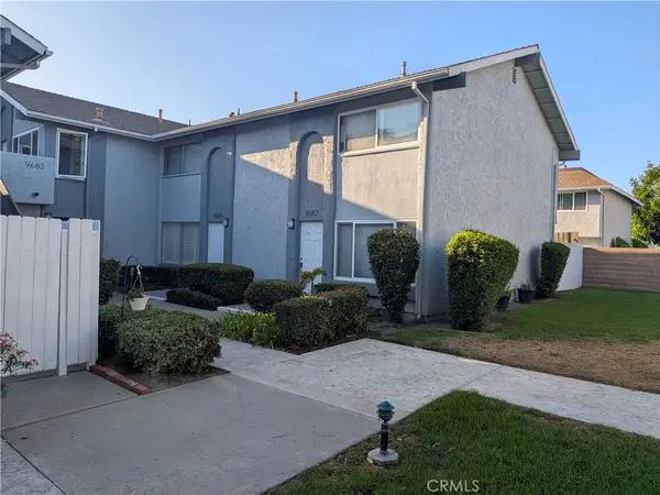 9685 Pettswood, Huntington Beach, CA 92646