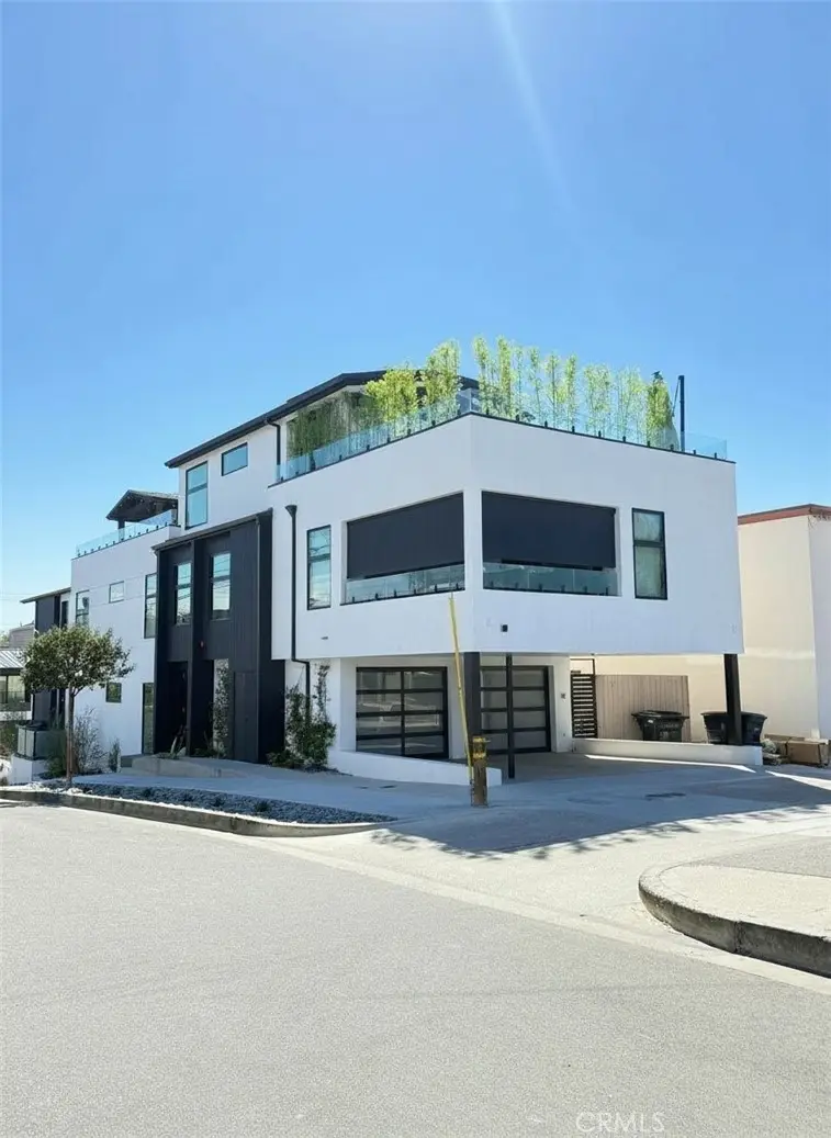 521 1/2 Iris Avenue, Corona Del Mar, CA 92625 - #1