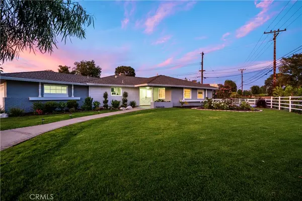 18211 Fairhaven, Santa Ana, CA 92705
