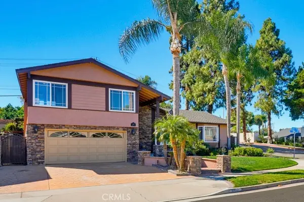 5550 E Edgemar, Anaheim, CA 92807