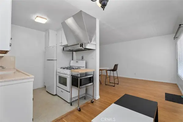 1015 E. Ocean Blvd. #4, Long Beach, CA 90802