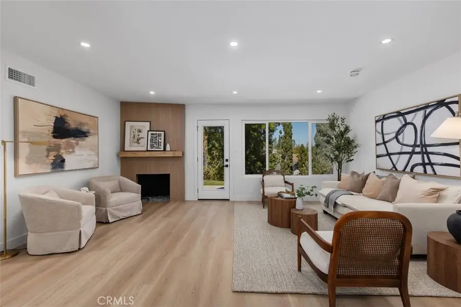 11702 Lisburn Pl., La Mirada, CA 90638 - #2