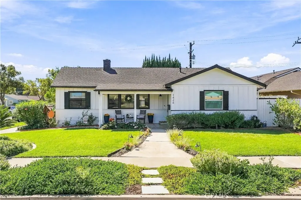1426 E Sycamore, Orange, CA 92866 - #1