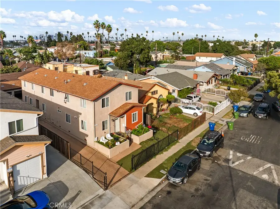 831 W 50th, Los Angeles, CA 90037 - #3