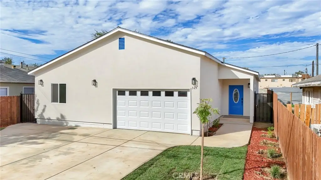 325 Holtby Rd, Bakersfield, CA 93304 - #1