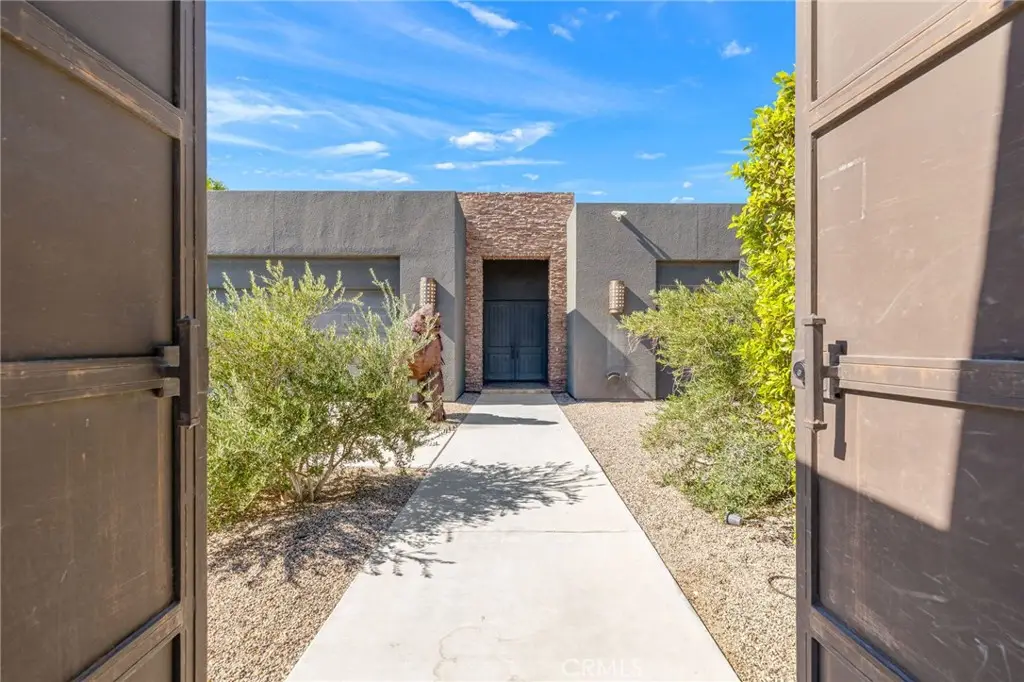 2600 E Vincentia, Palm Springs, CA 92262 - #1