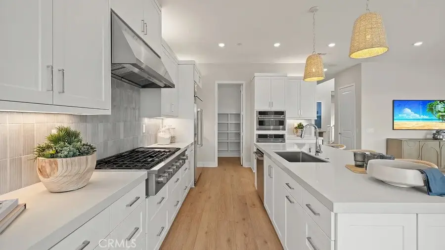 641 Eureka Drive, Santa Paula, CA 93060 - #2