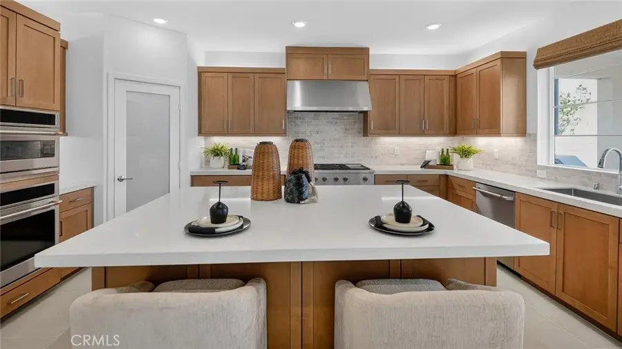 27976 Plateau Terrace, Valencia, CA 91381 - #2