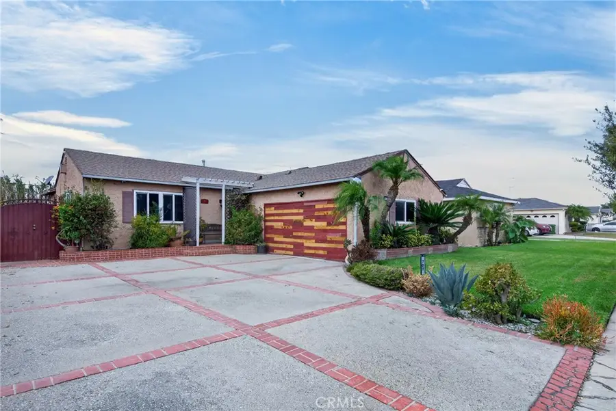 707 S Clymar Avenue, Compton, CA 90220 - #2